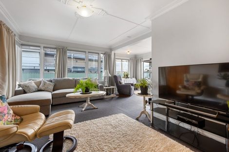 Photo of property in 5 Rainsford Street, Moturoa, New Plymouth, 4310