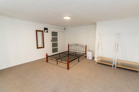 Photo of property in 30 Collins Avenue, Tawa, Wellington, 5028