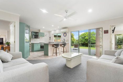 Photo of property in 23 Highfields Terrace, Henderson, Auckland, 0612