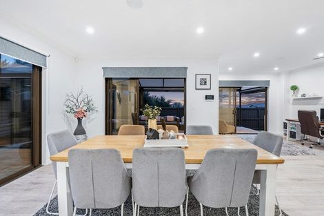 Photo of property in 25 Lime Hill Rise, Flat Bush, Auckland, 2019
