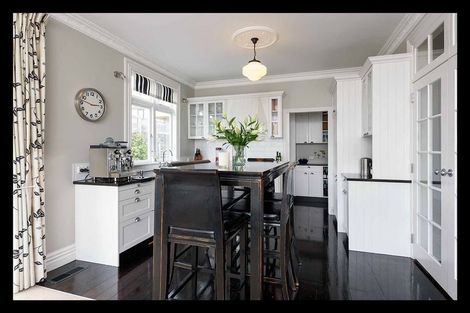 Photo of property in 35 Everest Street, Khandallah, Wellington, 6035