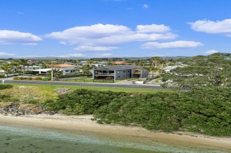 Photo of property in 235 One Tree Point Road, One Tree Point, 0118