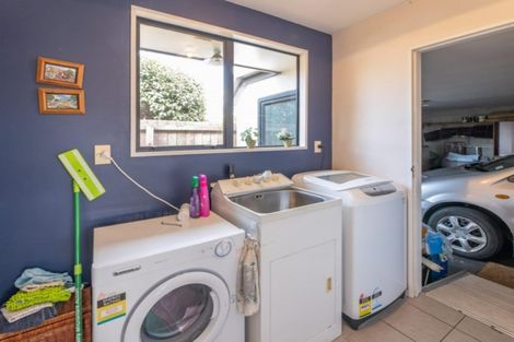 Photo of property in 14 Innisfree Place, Northwood, Christchurch, 8051