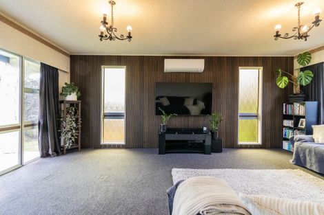 Photo of property in 16 Kimberley Grove, Westbrook, Palmerston North, 4412