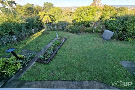 Photo of property in 72 Don Buck Road, Massey, Auckland, 0614