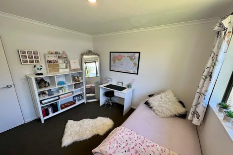 Photo of property in 28 Railway Terrace East, Glentunnel, Sheffield, 7673