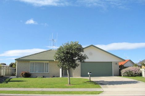 Photo of property in 3 Reef Avenue, Papamoa Beach, Papamoa, 3118