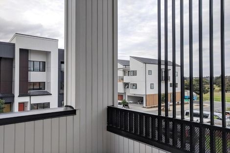 Photo of property in 71 Rangihina Road, Hobsonville, Auckland, 0616