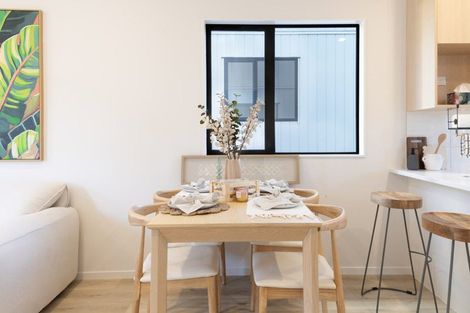 Photo of property in 17 Paetai Lane, Te Atatu Peninsula, 0610