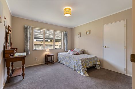 Photo of property in 12 Washington Parade, Milson, Palmerston North, 4414