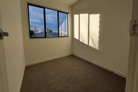 Photo of property in 29d Mackenzie Street, Te Atatu South, Auckland, 0610