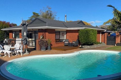Photo of property in 8 Kindergarten Drive, Conifer Grove, Takanini, 2112