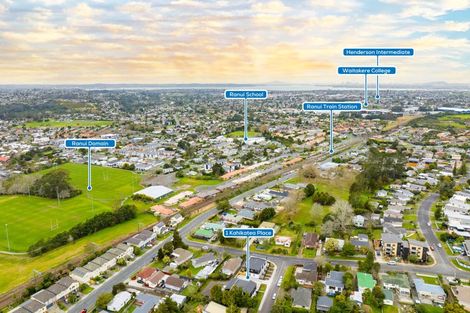 Photo of property in 5/1 Kahikatea Place, Ranui, 0612