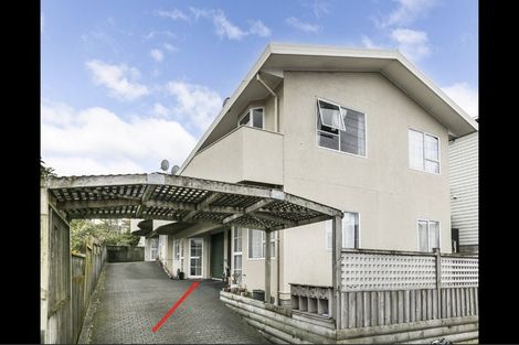 Photo of property in 4b Palm Grove, Berhampore, Wellington, 6023