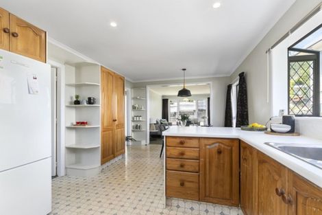 Photo of property in 68 Lees Grove, Wainuiomata, Lower Hutt, 5014