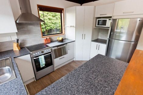 Photo of property in 22a Heuchan Lane, Wanaka, 9305