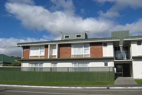 Photo of property in 2/17 Lewer Street, Karori, Wellington, 6012
