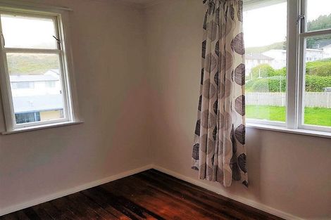 Photo of property in 78-80 Leicester Street, Cannons Creek, Porirua, 5024