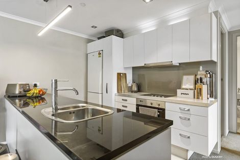 Photo of property in Bellagio Apartments, 8e/39 Taranaki Street, Te Aro, Wellington, 6011
