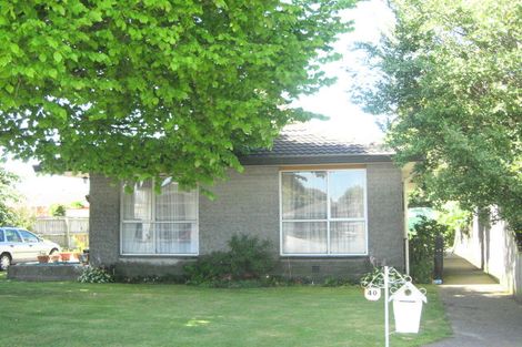 Photo of property in 40 Malabar Crescent, Broomfield, Christchurch, 8042