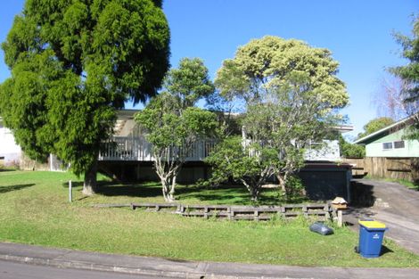 Photo of property in 28 Onedin Place, Titirangi, Auckland, 0604