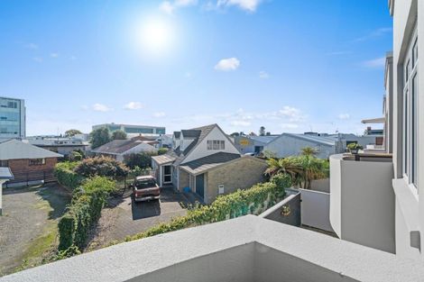 Photo of property in 4/29 Third Avenue, Tauranga, 3110