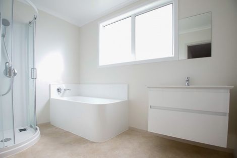 Photo of property in 27f1- Merton Street, Trentham, Upper Hutt, 5018