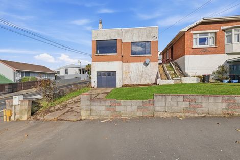 Photo of property in 363 South Road, Caversham, Dunedin, 9012