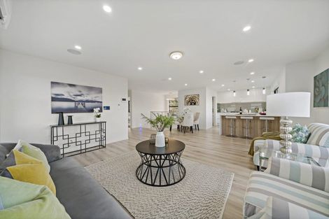 Photo of property in 11 Tawapou Close, Massey, 0614