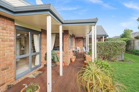 Photo of property in 35 Regent Drive, Paraparaumu Beach, Paraparaumu, 5032