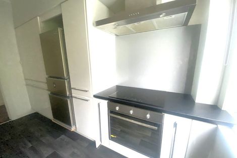 Photo of property in Fountain Court, 48u3 Oriental Parade, Oriental Bay, Wellington, 6011