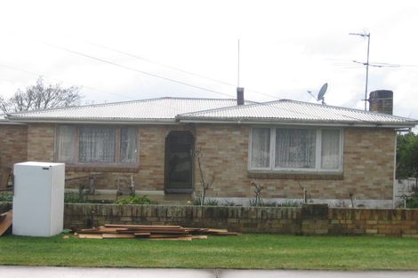 Photo of property in 12 Liverpool Street, Papakura, 2110