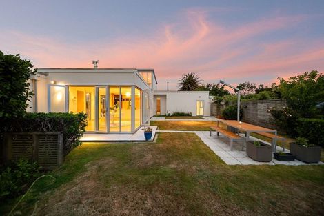 Photo of property in 6 Stormanstown Way, Seatoun, Wellington, 6022