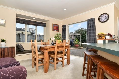 Photo of property in 30 Keswick Crescent, Huntington, Hamilton, 3210