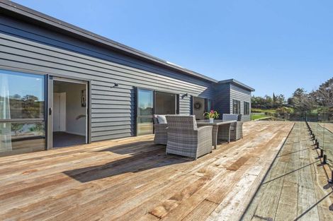 Photo of property in 131 Te Mata Peak Road, Havelock North, 4130