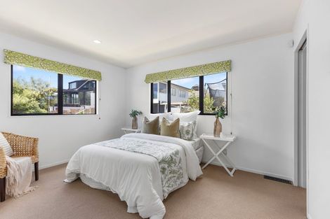 Photo of property in 1008 Papamoa Beach Road, Papamoa Beach, Papamoa, 3118