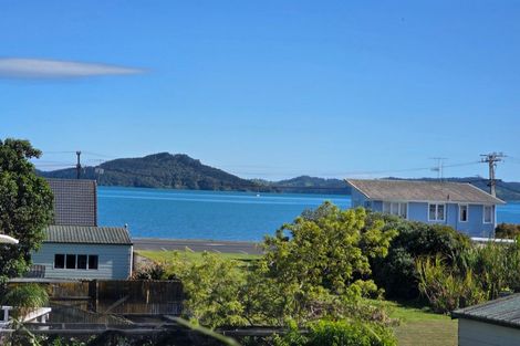 Photo of property in 7 Banks Road, Kawakawa Bay, Papakura, 2585