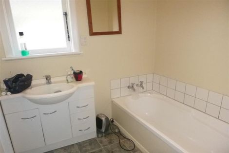 Photo of property in 33 John Street, Trentham, Upper Hutt, 5018