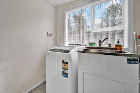 Photo of property in 2 High Street, Hawera, 4610