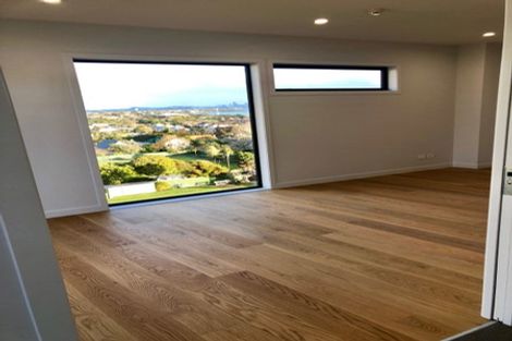 Photo of property in Frank Sargeson Apts, 405/80 Anzac Street, Takapuna, Auckland, 0622