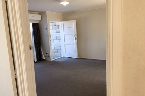Photo of property in 28 Landscape Road, Papatoetoe, Auckland, 2025