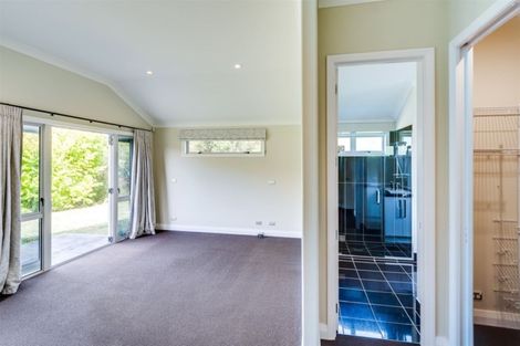 Photo of property in 127 Kent Terrace, Taradale, Napier, 4112