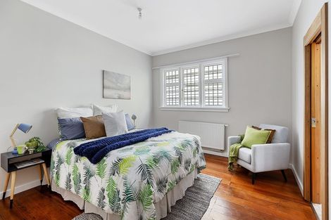 Photo of property in 11 Rimu Road, Kelburn, Wellington, 6012