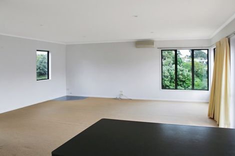 Photo of property in 8 Ruapehu Drive, Fitzherbert, Palmerston North, 4410