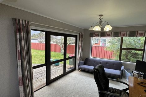 Photo of property in 8 Sandalwood Drive, Dinsdale, Hamilton, 3204