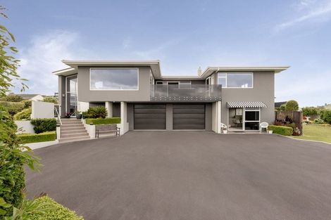 Photo of property in 98 Waikite Road, Welcome Bay, Tauranga, 3175