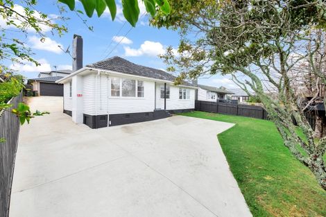 Photo of property in 22 Buller Crescent, Manurewa, Auckland, 2102