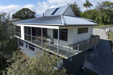 Photo of property in 5 Seaview Road, Cable Bay, 0420