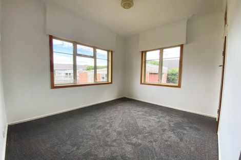 Photo of property in 277 Hobsonville Road, Hobsonville, Auckland, 0618