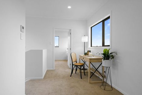 Photo of property in 12 Bourke Drive, Cambridge, 3434